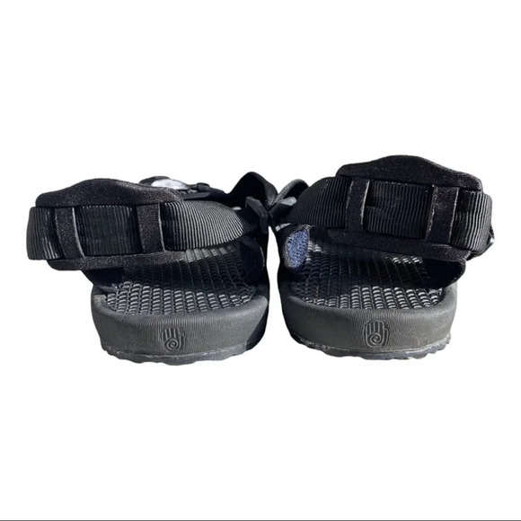 Teva Men's US 12 Fisherman Black Strappy Sport Spider Rubber  Sole 6904 Sandals - Picture 4 of 10